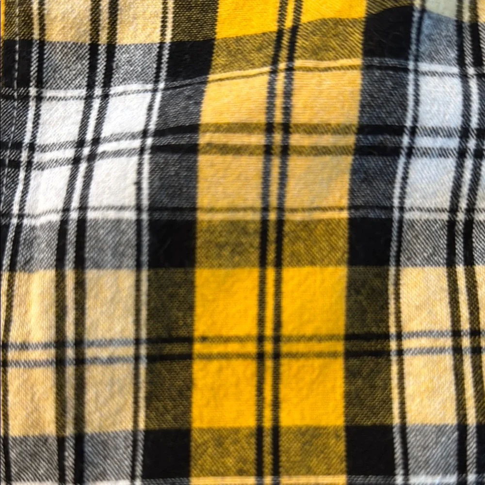 NWT Hollister Ultra High-Rise Yellow Black Plaid Skirt Casual - Size S